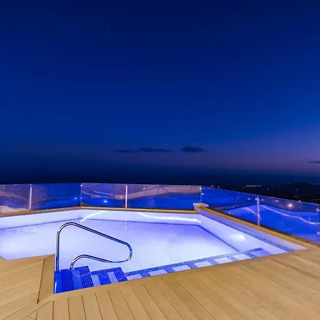 Lamar Luxury With Private Pool And Jacuzzi Villa *
